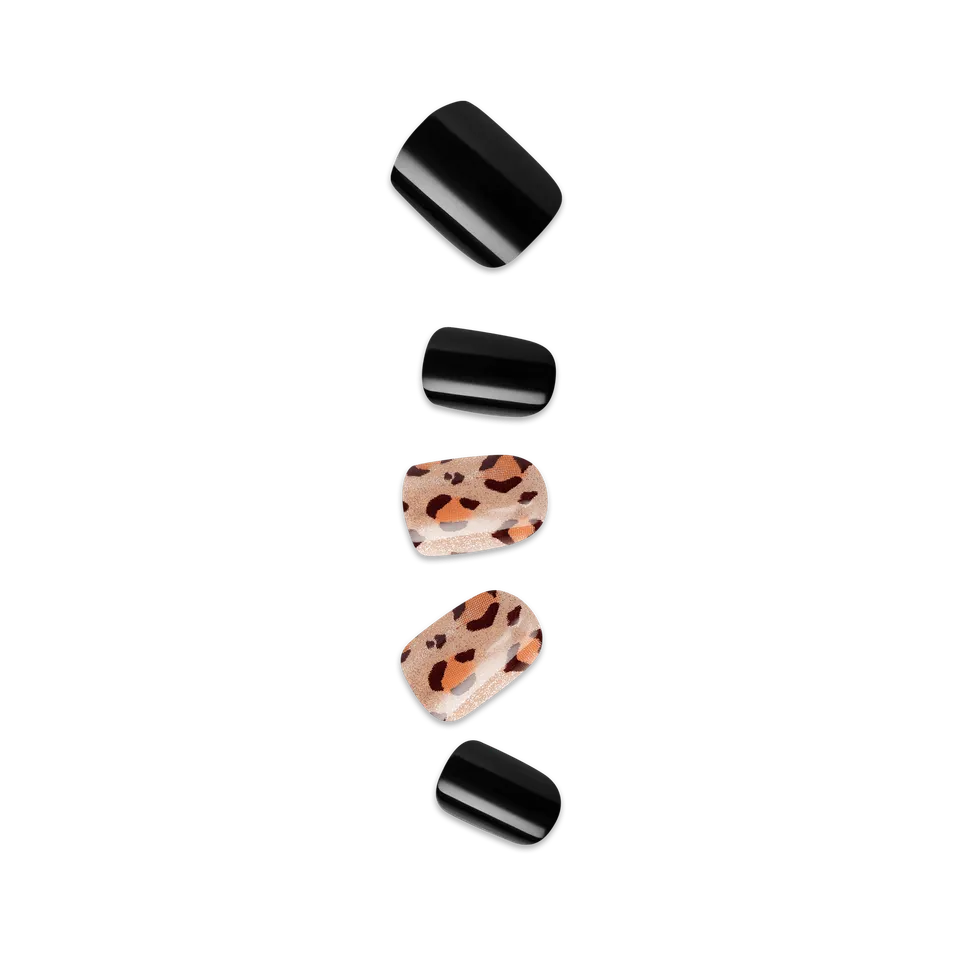 impress-design-no-glue-fake-press-on-nails-romantique-black-short-squoval-30-cou image 1