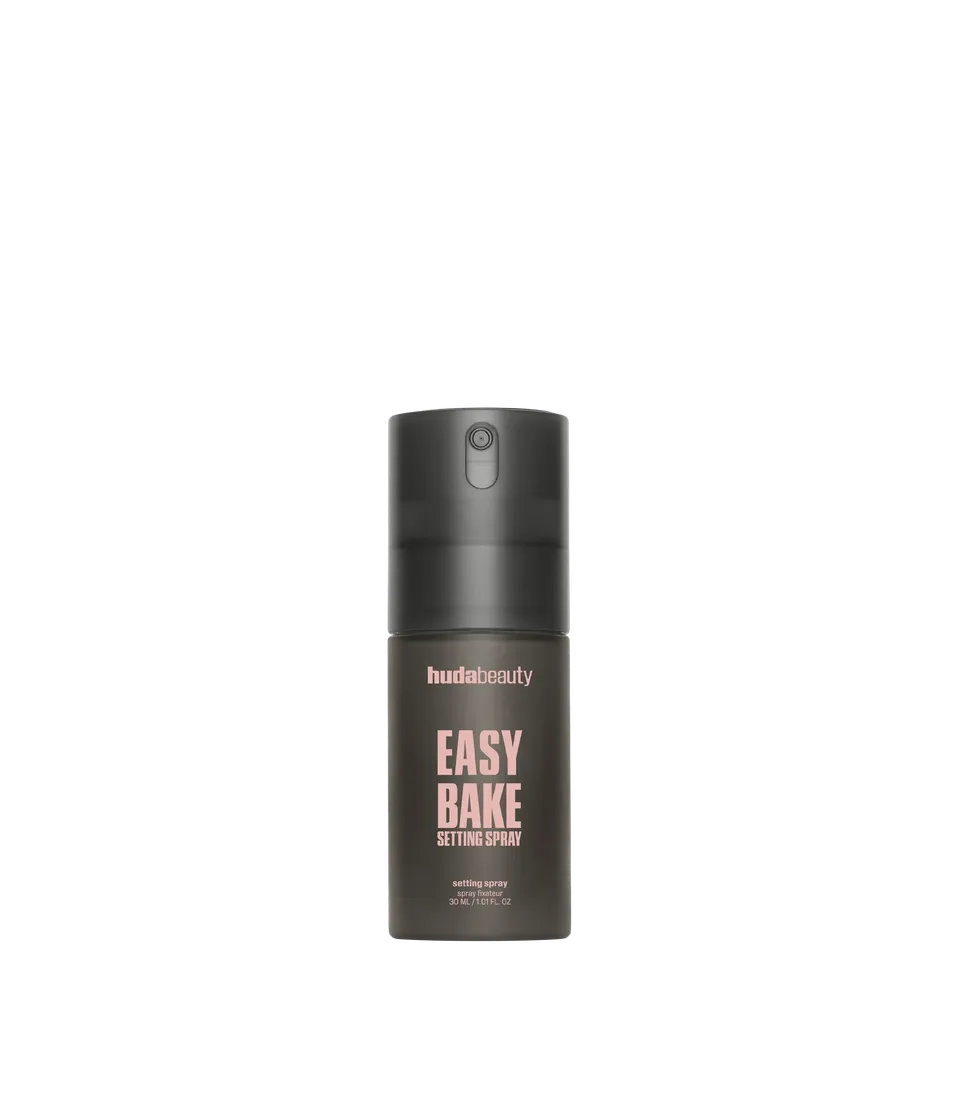 huda-beauty-easy-bake-setting-spray-mini-16-hour-wear-travel-size image 1