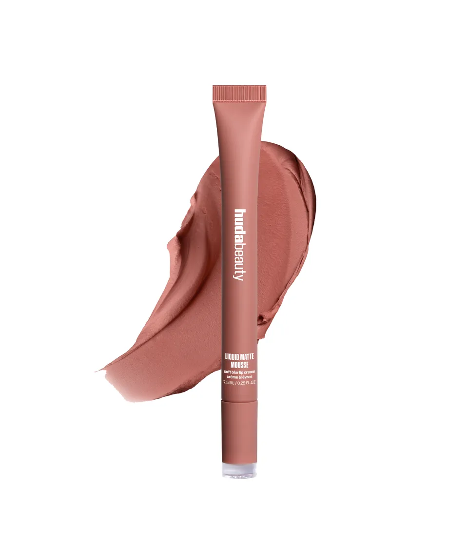 huda-beauty-liquid-matte-mousse image 1