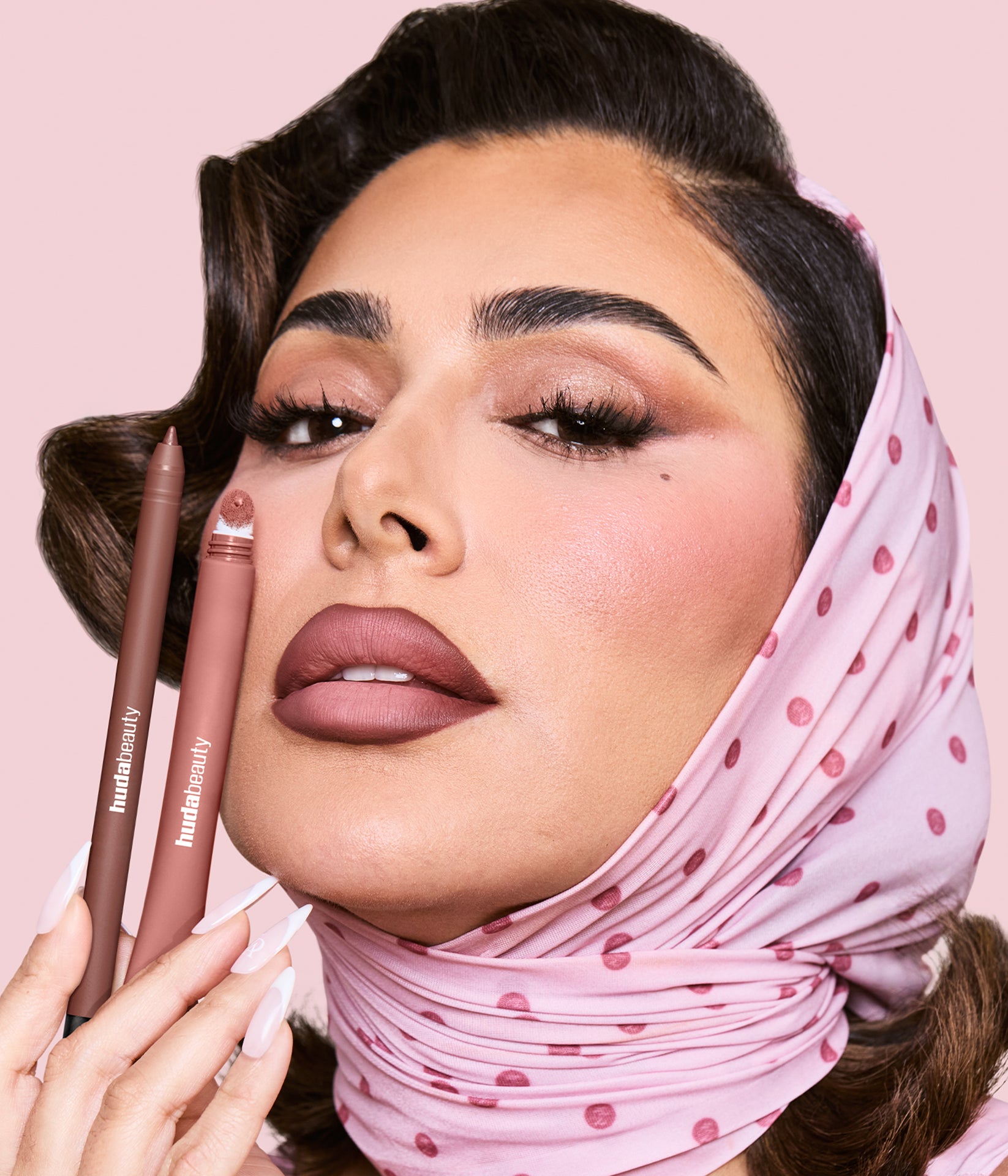 huda-beauty-bombshell-brown-lip-duo-liquid-matte-lipstick-lip-liner image 6