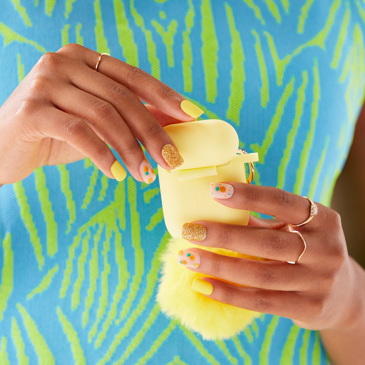 impress-design-no-glue-press-on-nails-sun-daze-design-yellow-short-squoval image 2