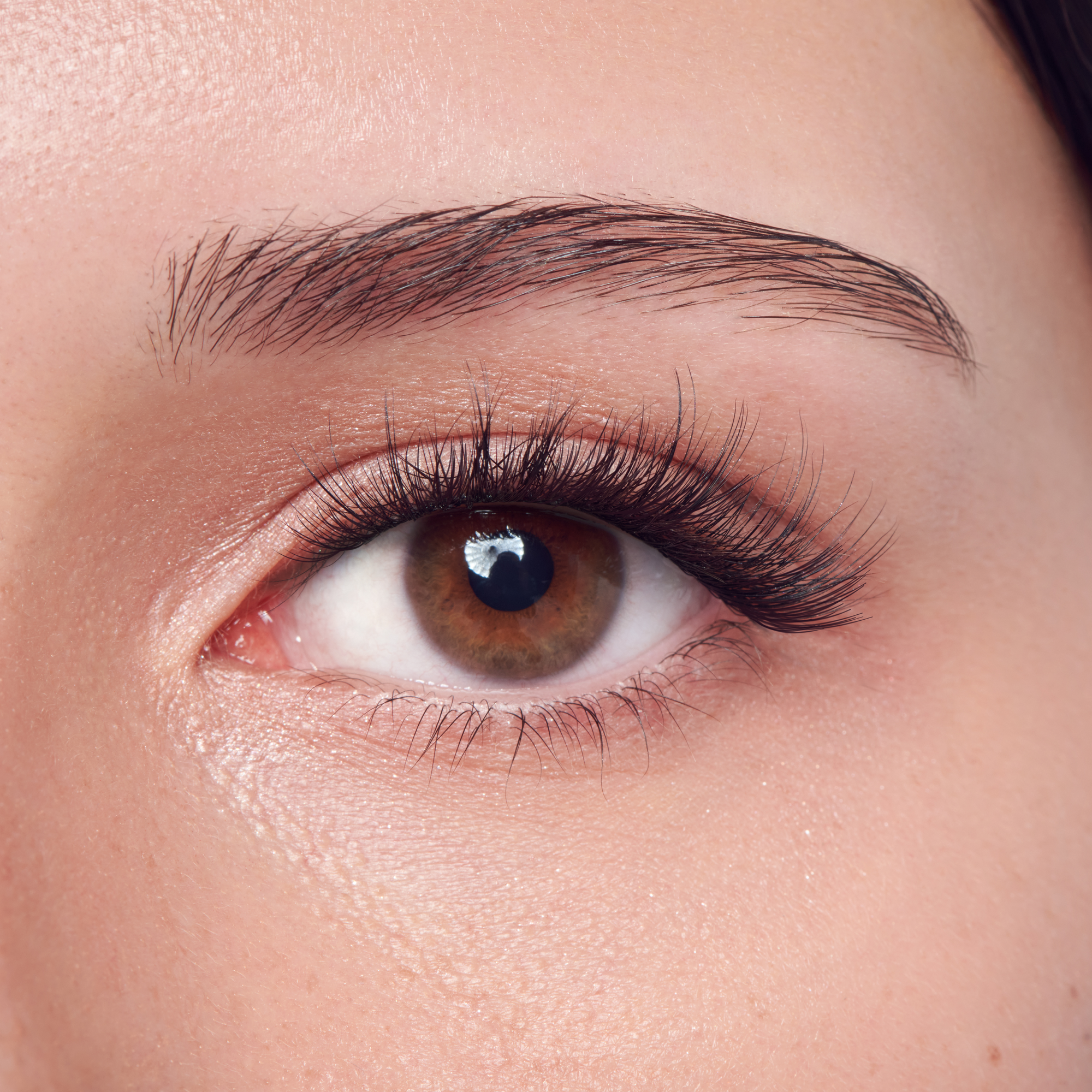 impress-falsies-long-lasting-pre-glued-false-eyelashes-demi-edgy image 3