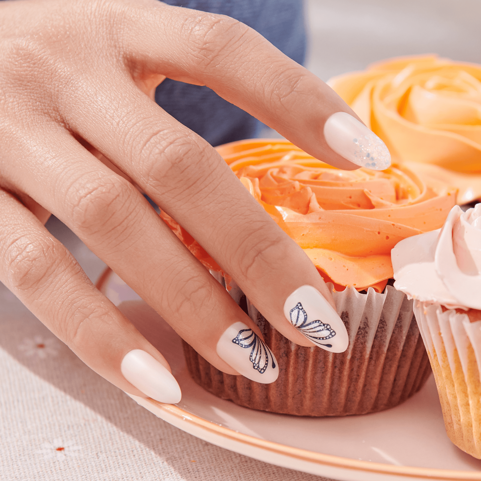 impress-design-press-on-nails-too-sweet-white-almond-medium-no-glue-manicure-30- image 2