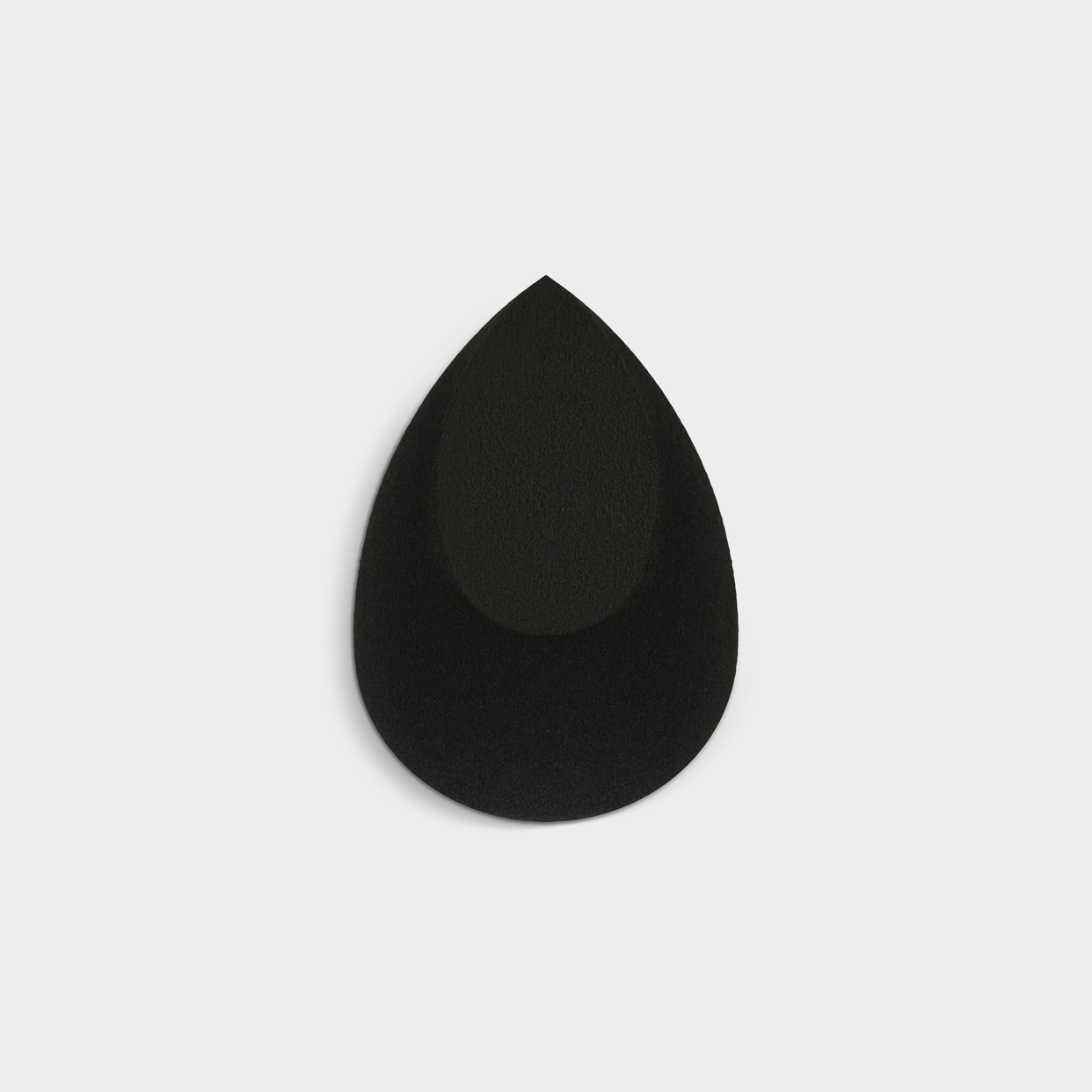 huda-beauty-basic-b-sponge-makeup-blender image 4