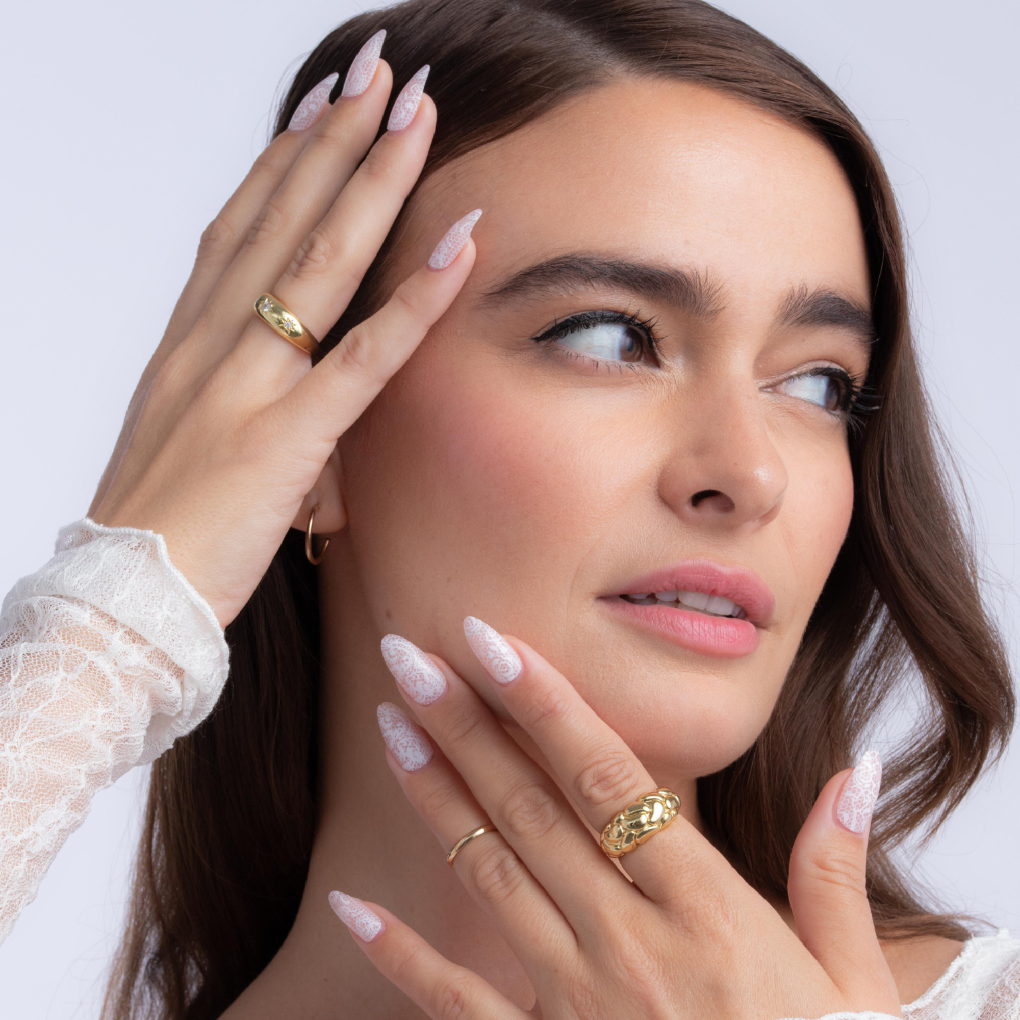 paintlab-beige-lace-almond-press-on-nails image 6