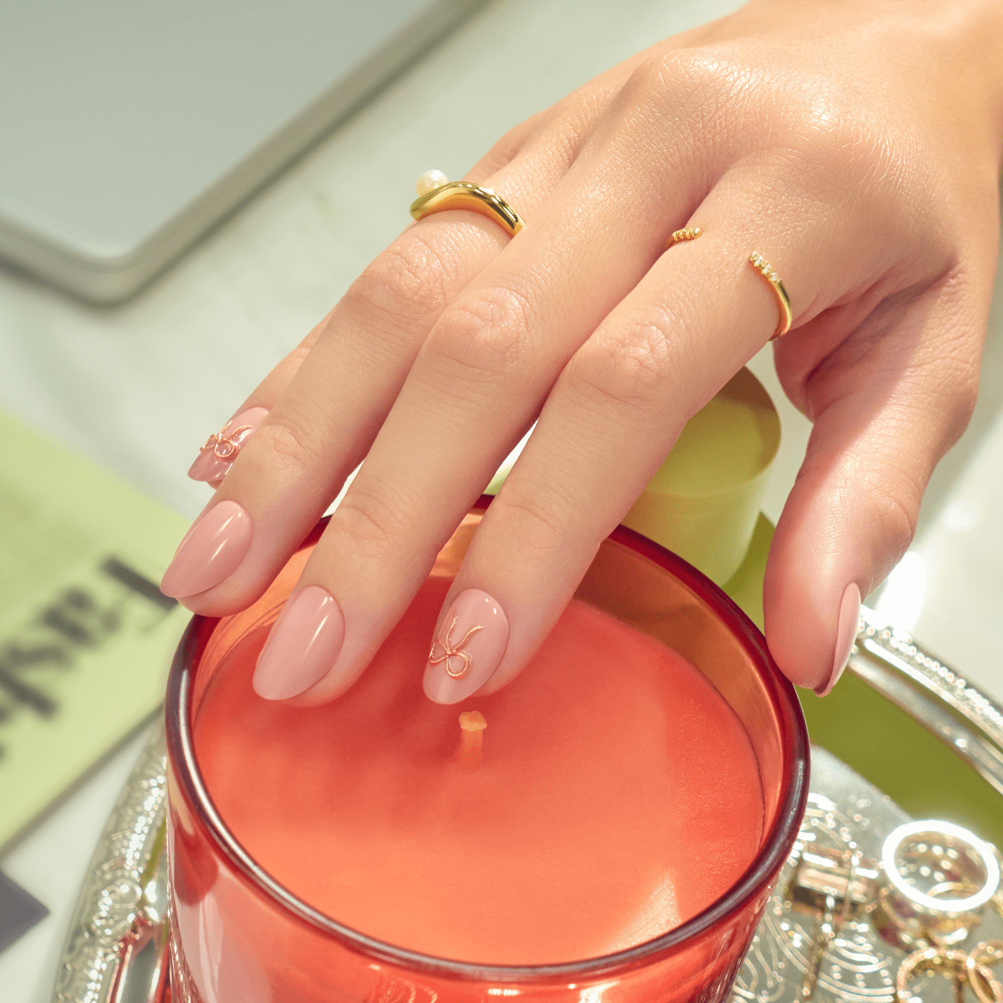 impress-design-no-glue-fake-press-on-nails-close-to-you-3d-solid-pink-short-oval image 3