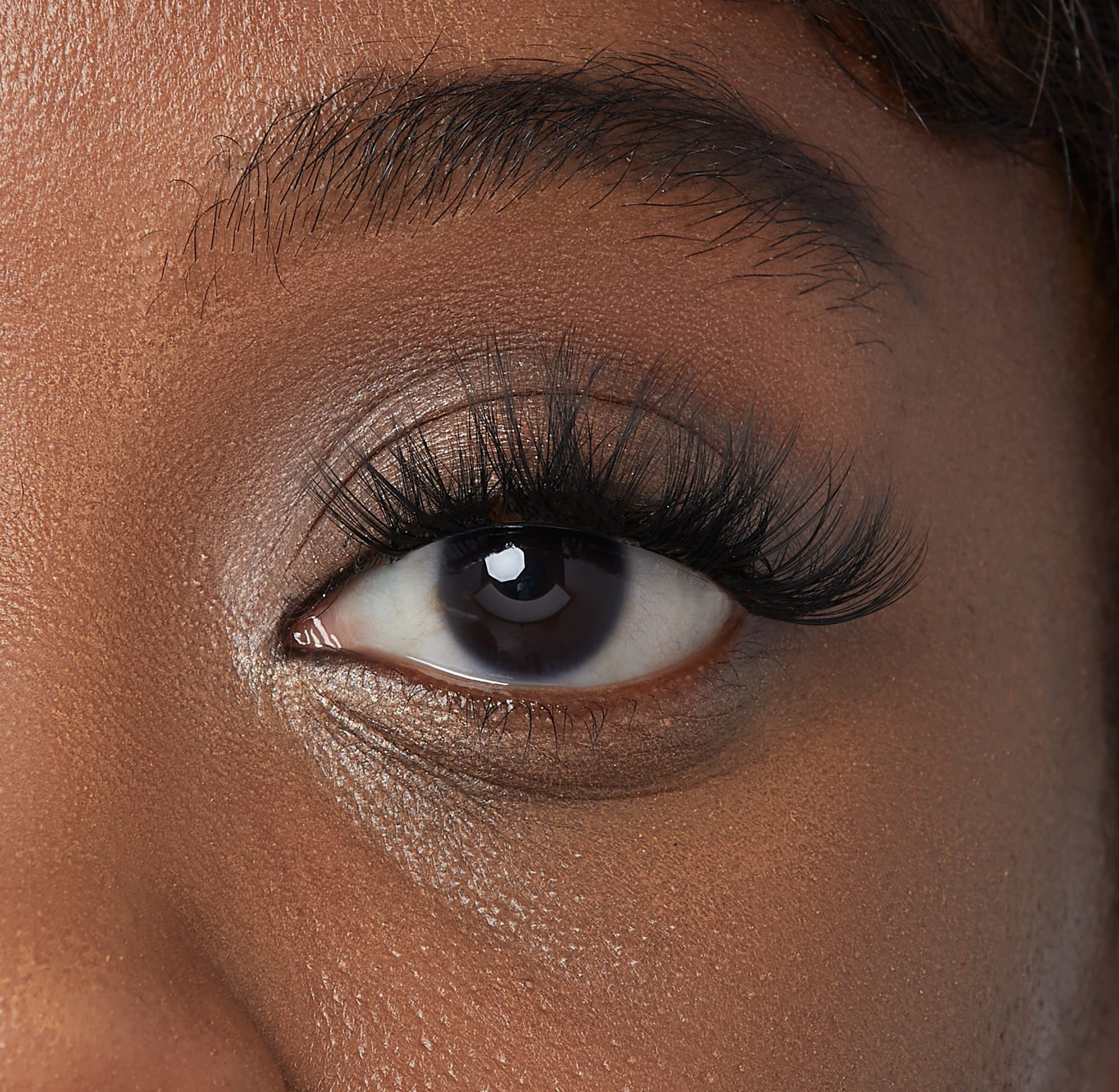 impress-press-on-falsies-bundle-wispy-to-wow-lash-duo-24-clusters-no-glue image 4