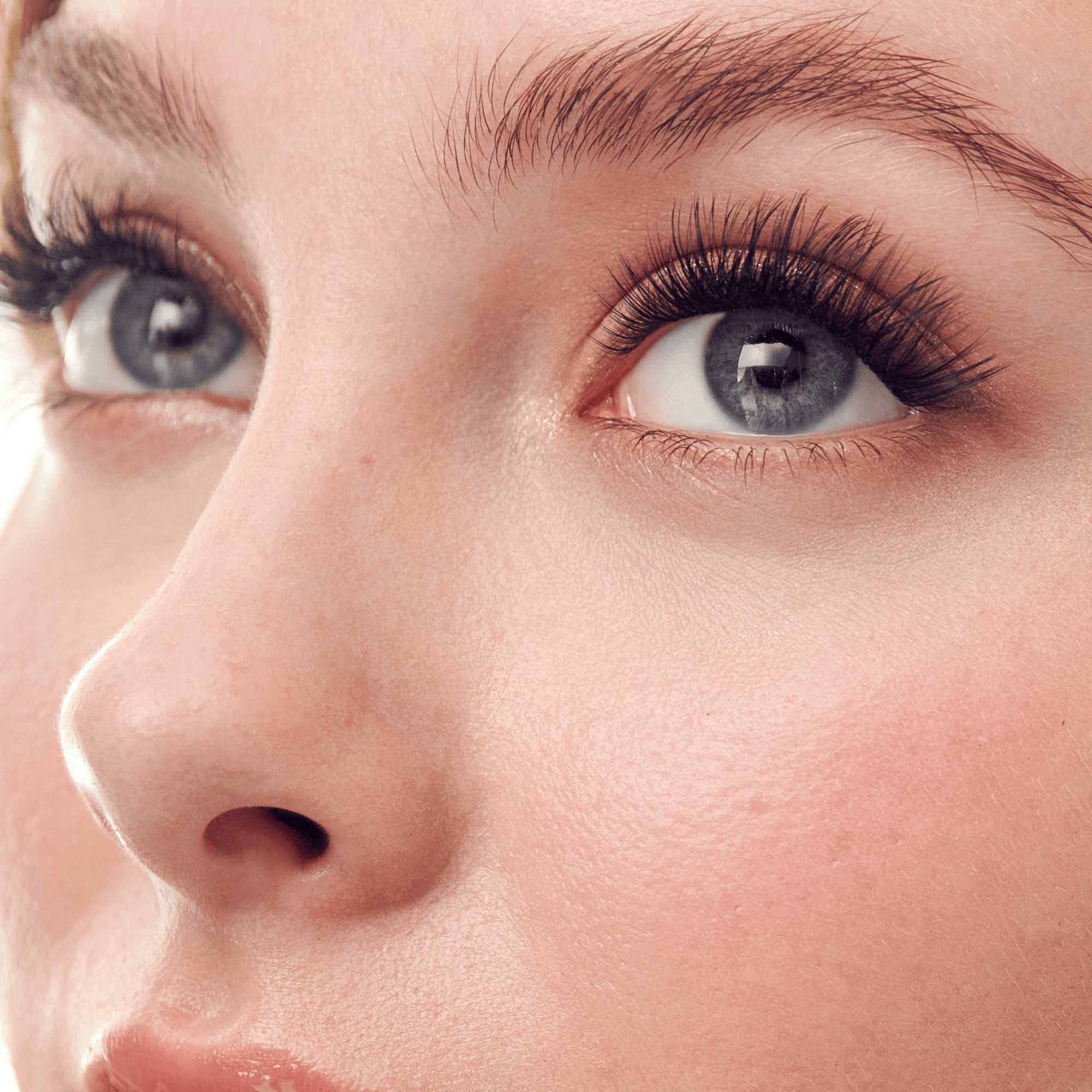 impress-falsies-classic-volume-pre-glued-lash-clusters-multipack-60-lashes image 3