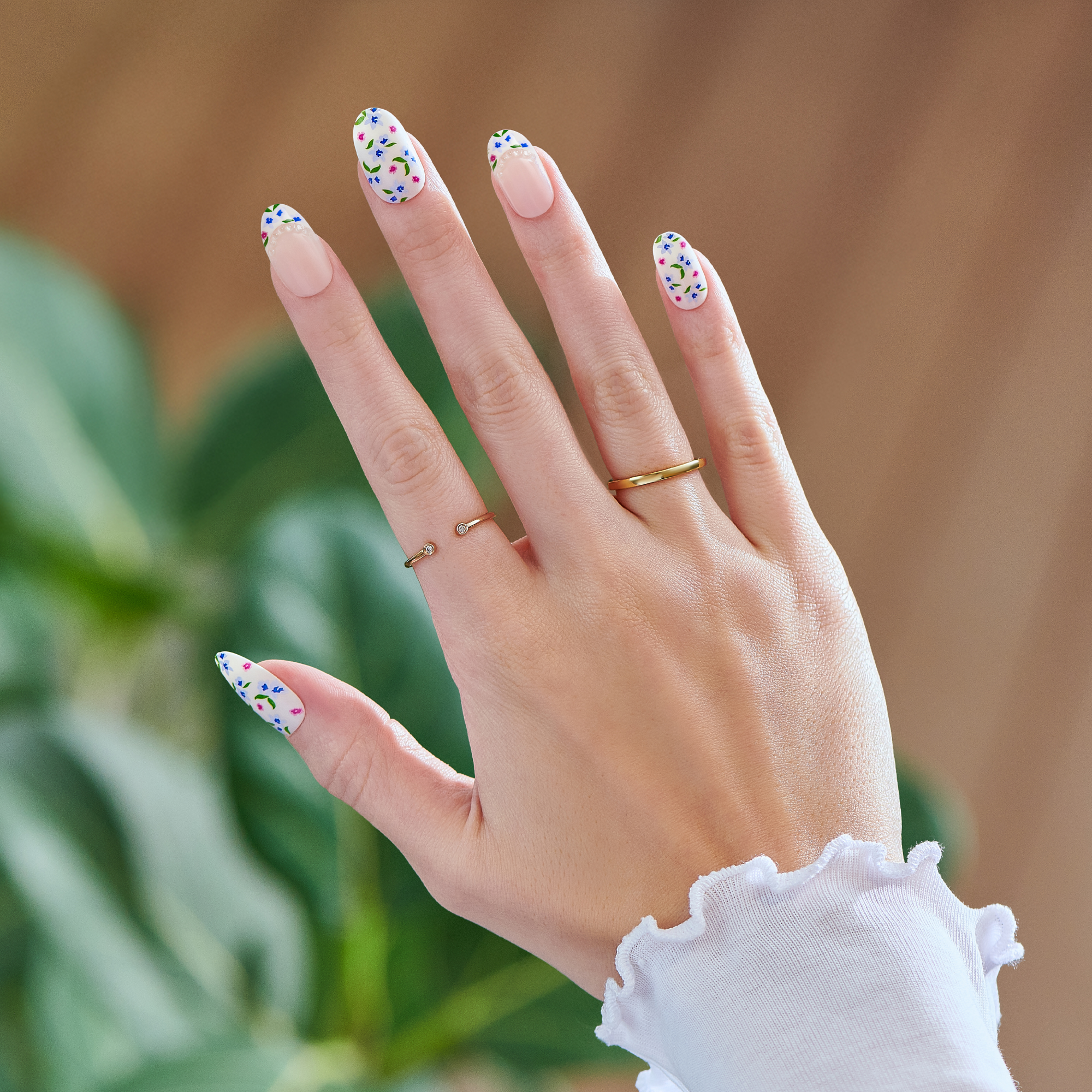 impress-design-no-glue-press-on-nails-happy-mood-french-design-multicolor-medium image 3