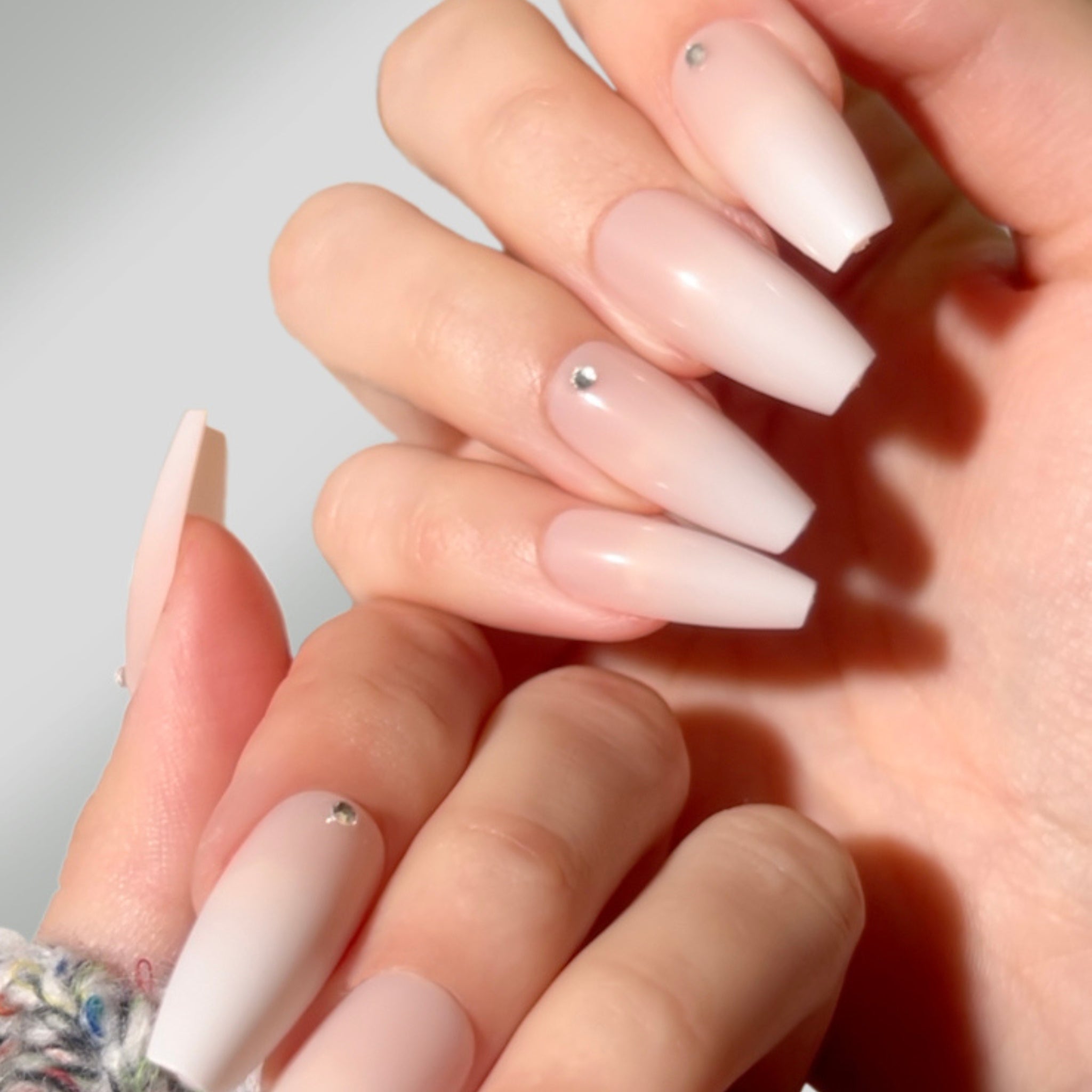 paintlab-neutrals-nails-collection-almond-press-on-nails-versatile-muted-tones image 7