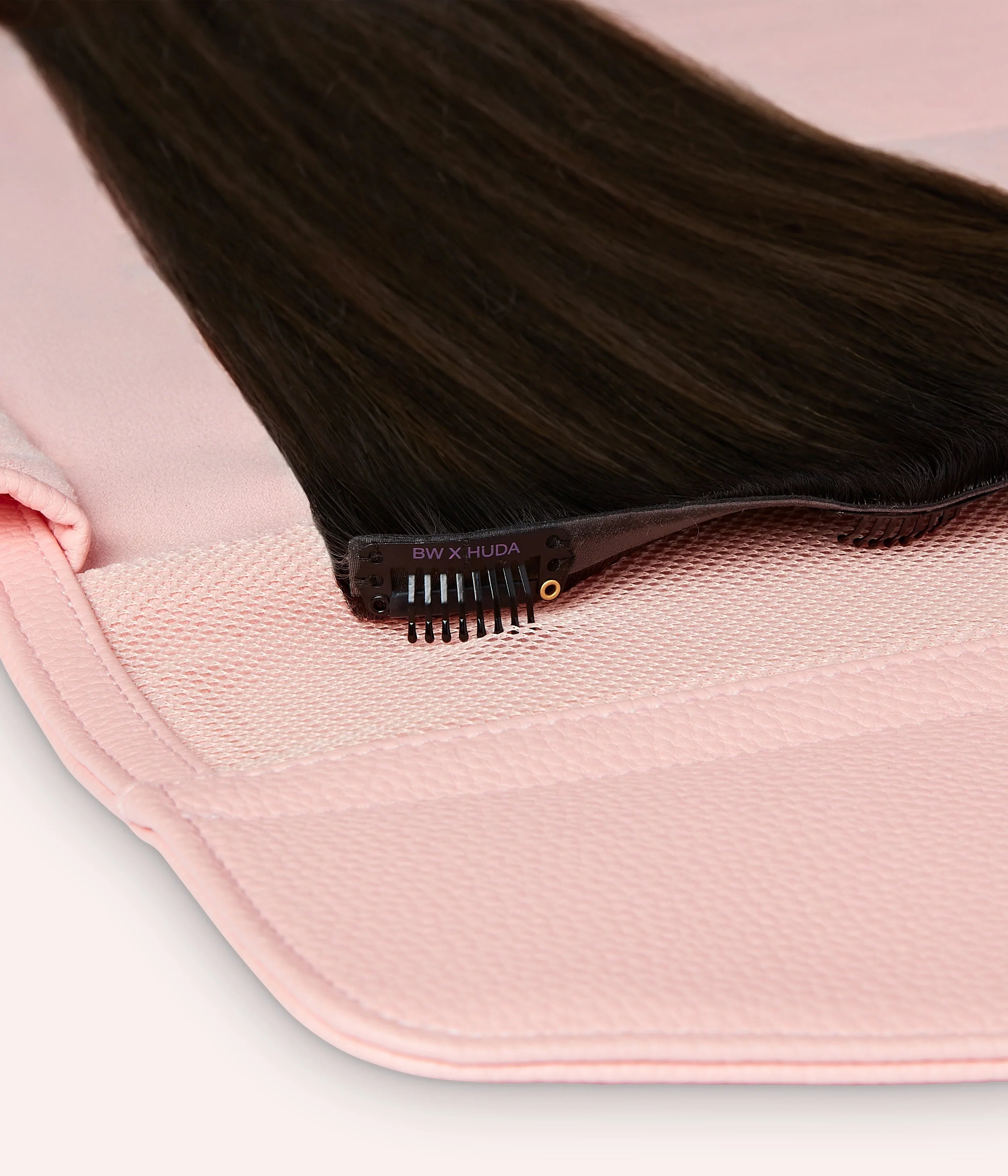 beauty-works-x-huda-hair-drobe image 4