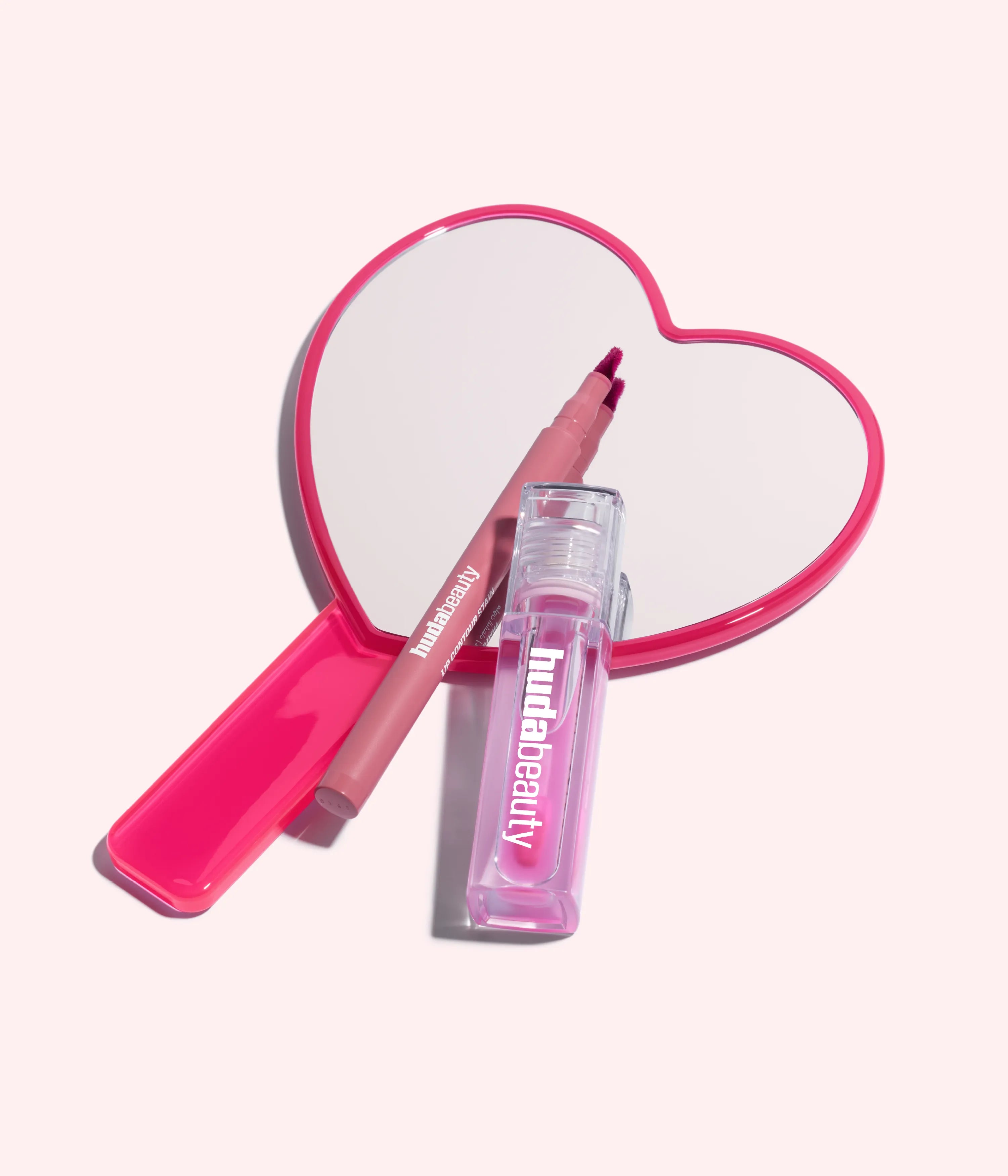 huda-beauty-glossy-heart-mirror image 2