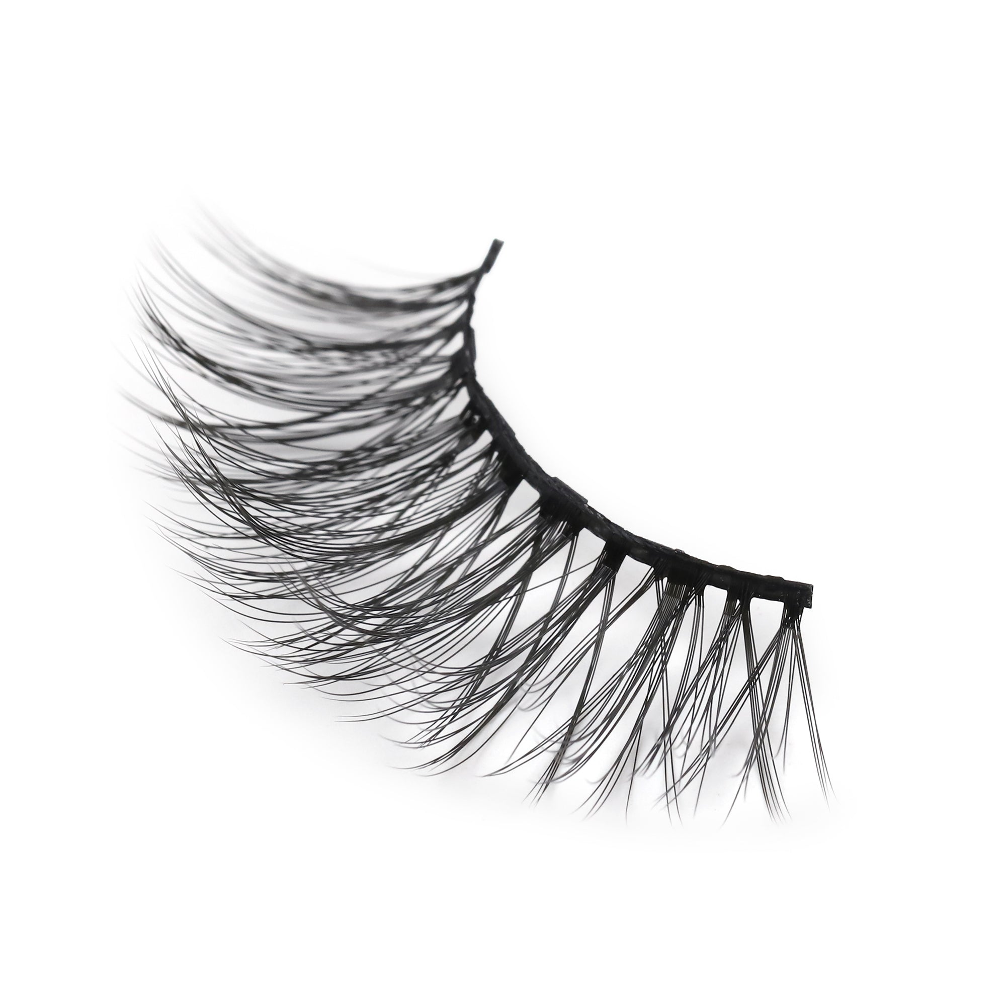 paintlab-fluttery-magnetic-eyelashes image 4