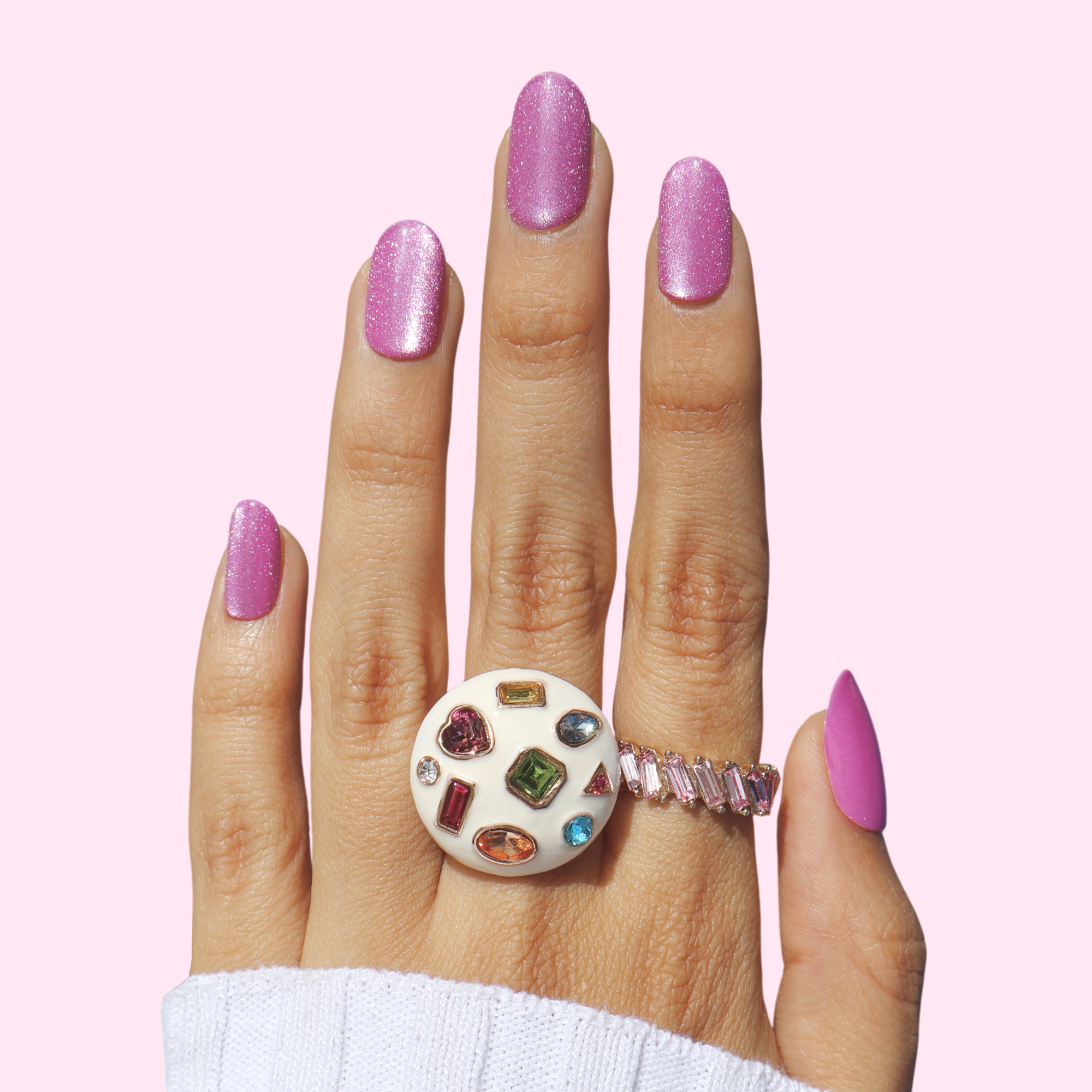 paintlab-lavender-fairy-cat-eye-oval-press-on-nails-dreamy-lavender-cat-eye-chro image 5