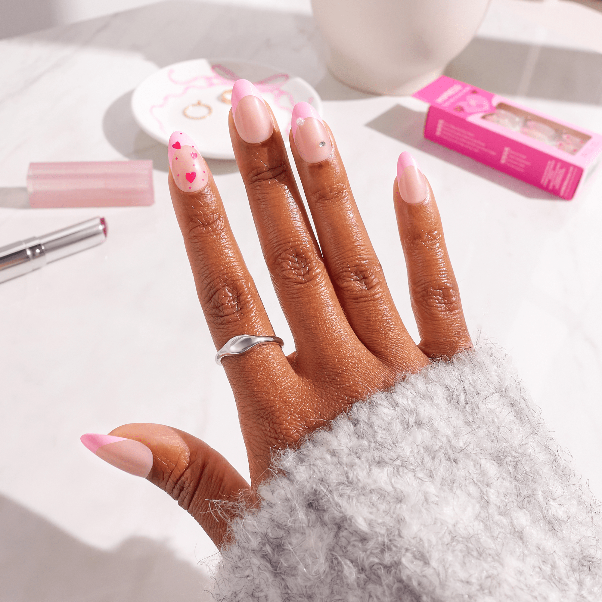 impress-still-the-one-no-glue-press-on-nails-3d-jewel-french-design-pink-medium- image 3