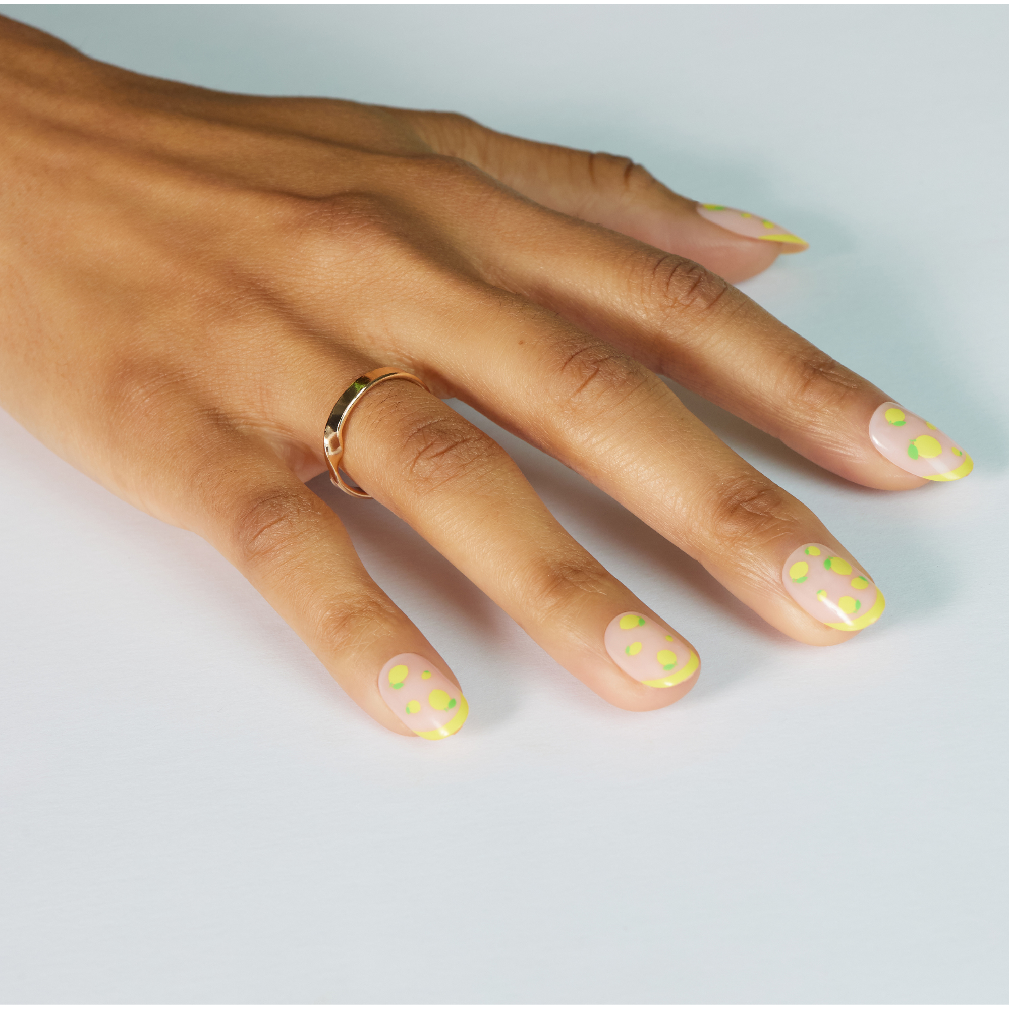 paintlab-limoncello-ii-oval-press-on-nails image 4