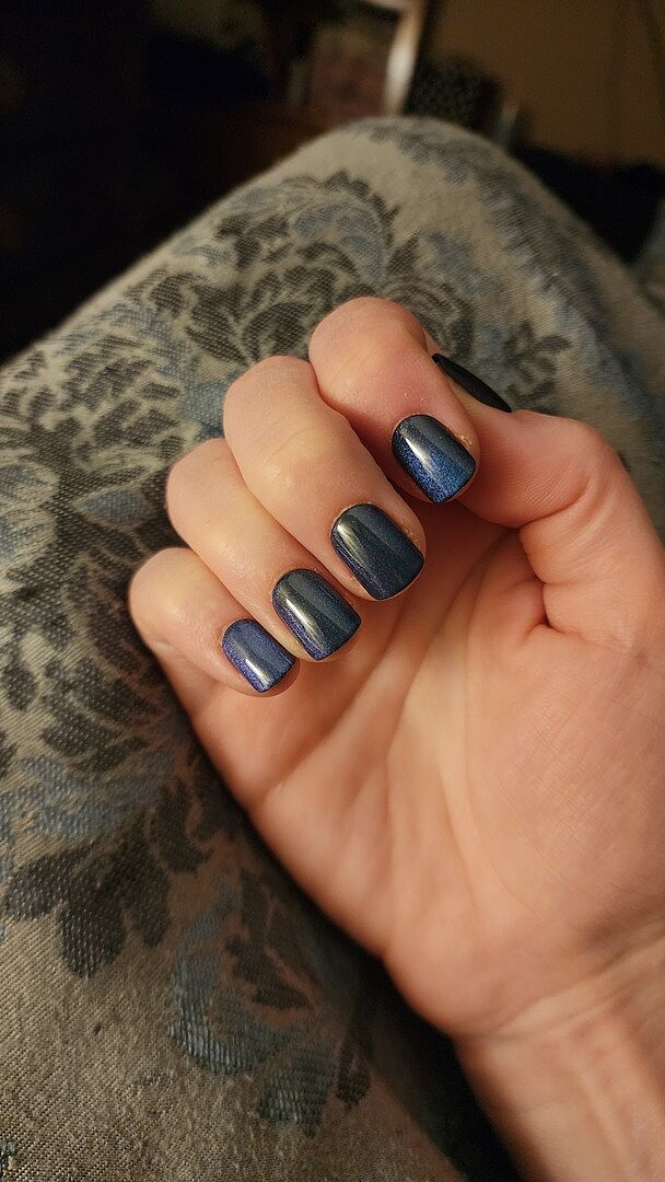 Gorgeous colors, but one set ran small