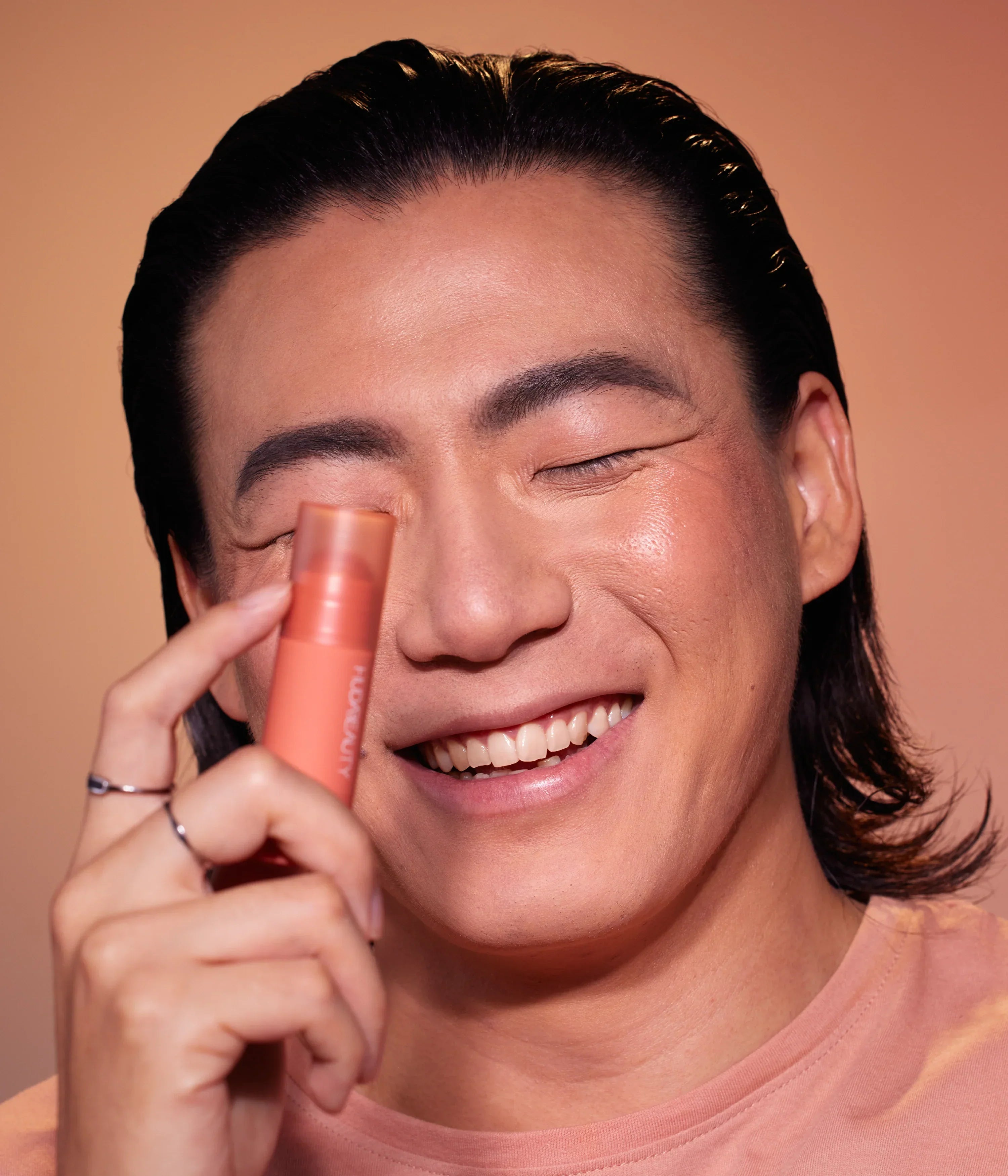 huda-beauty-cheeky-tint-blush-stick image 3