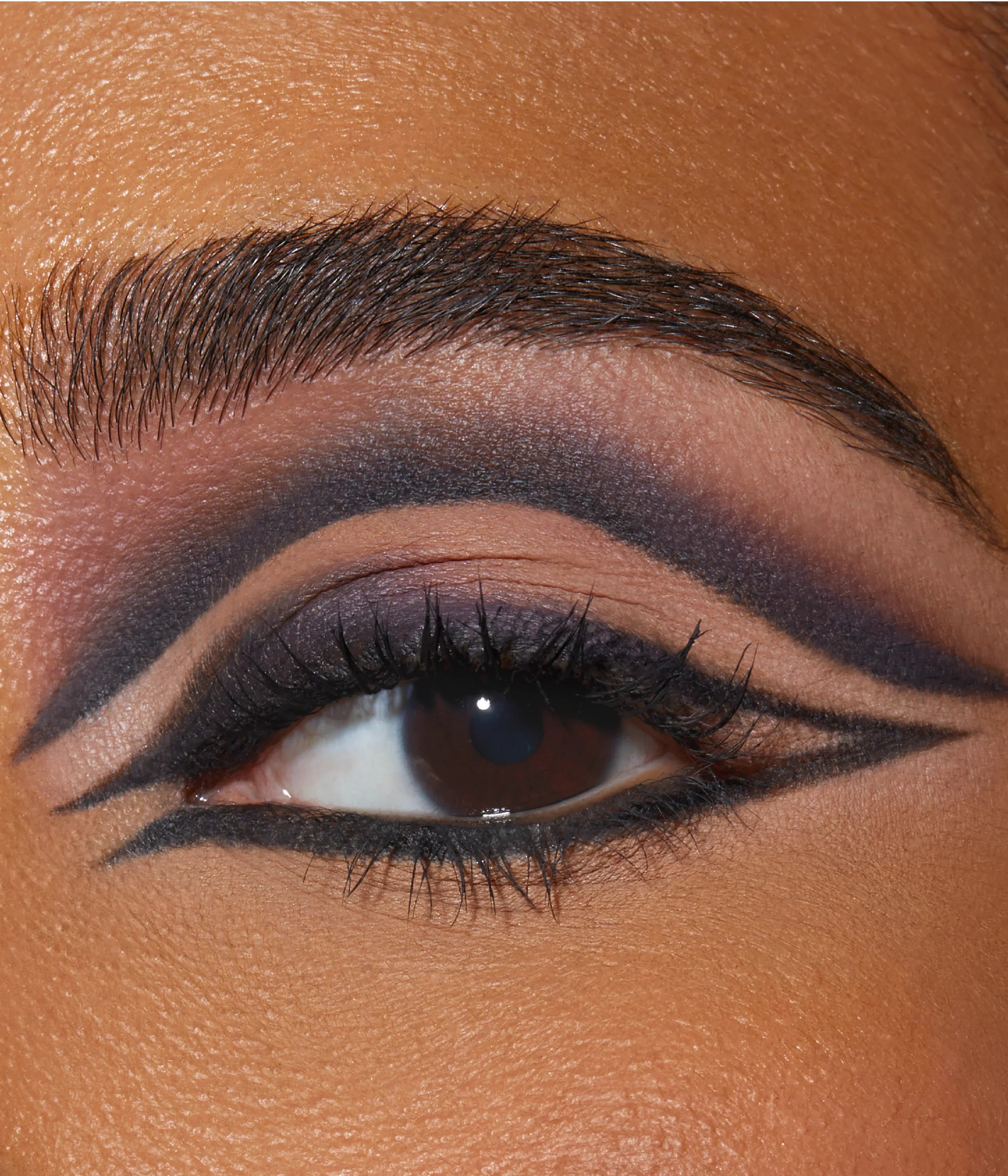 huda-beauty-creamy-kohl-longwear-eye-pencil image 4
