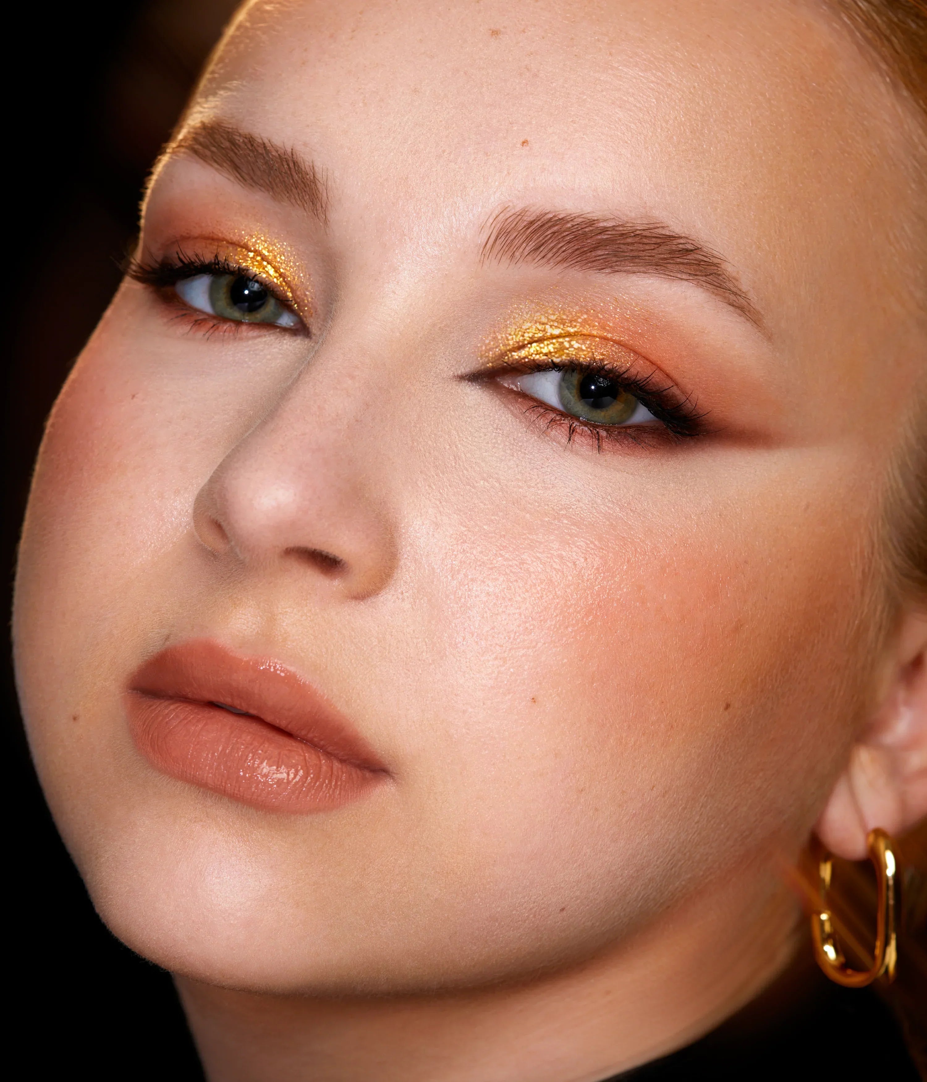 huda-beauty-empowered-eyeshadow-palette image 7
