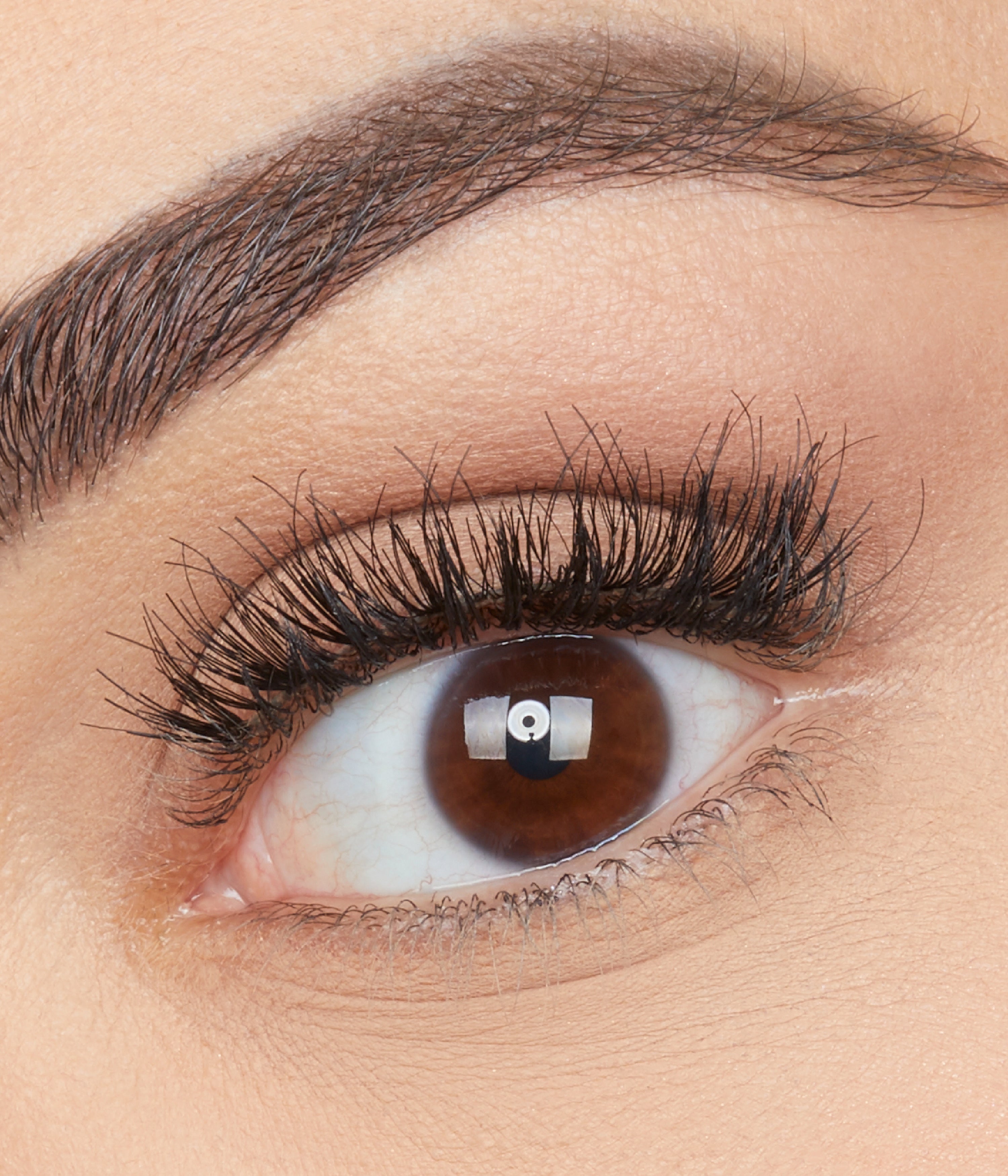 huda-beauty-classic-false-lash-giselle-1 image 2
