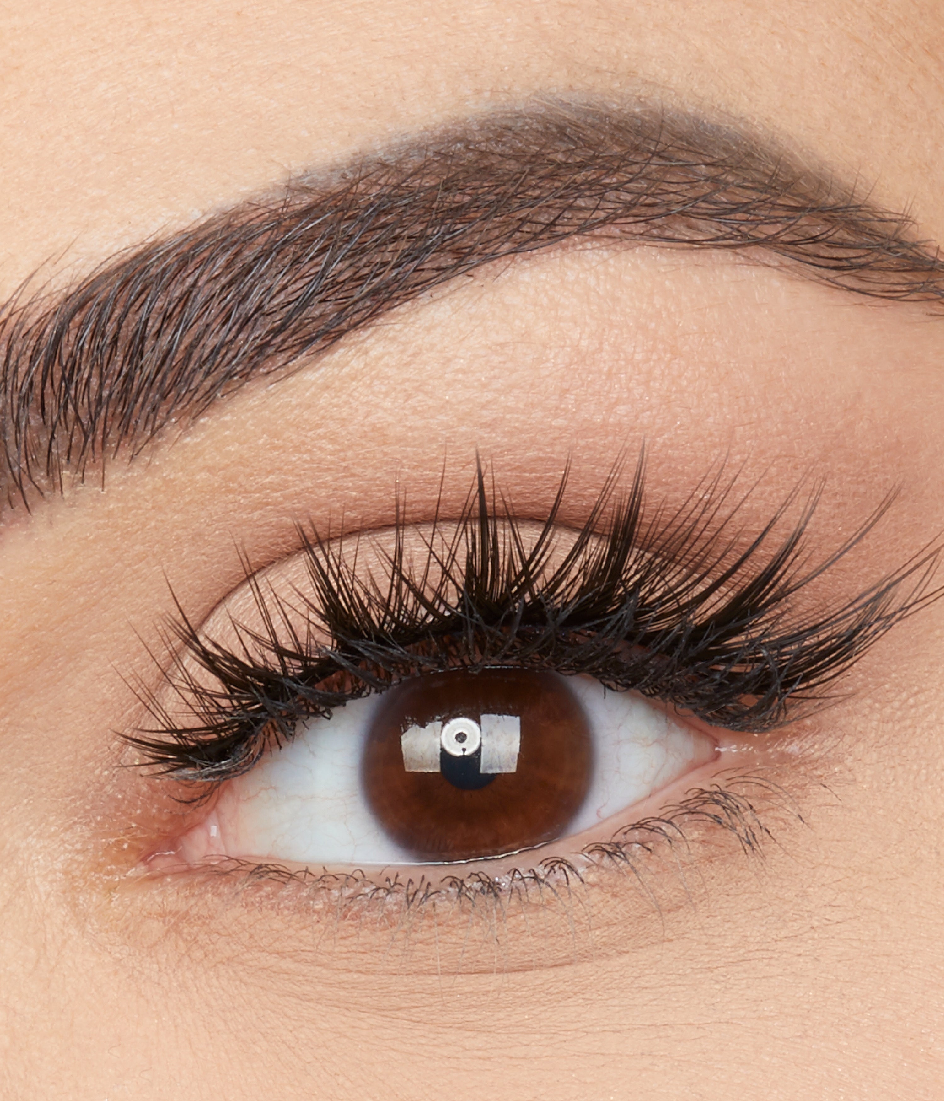 huda-beauty-classic-false-lash-scarlett-8 image 2