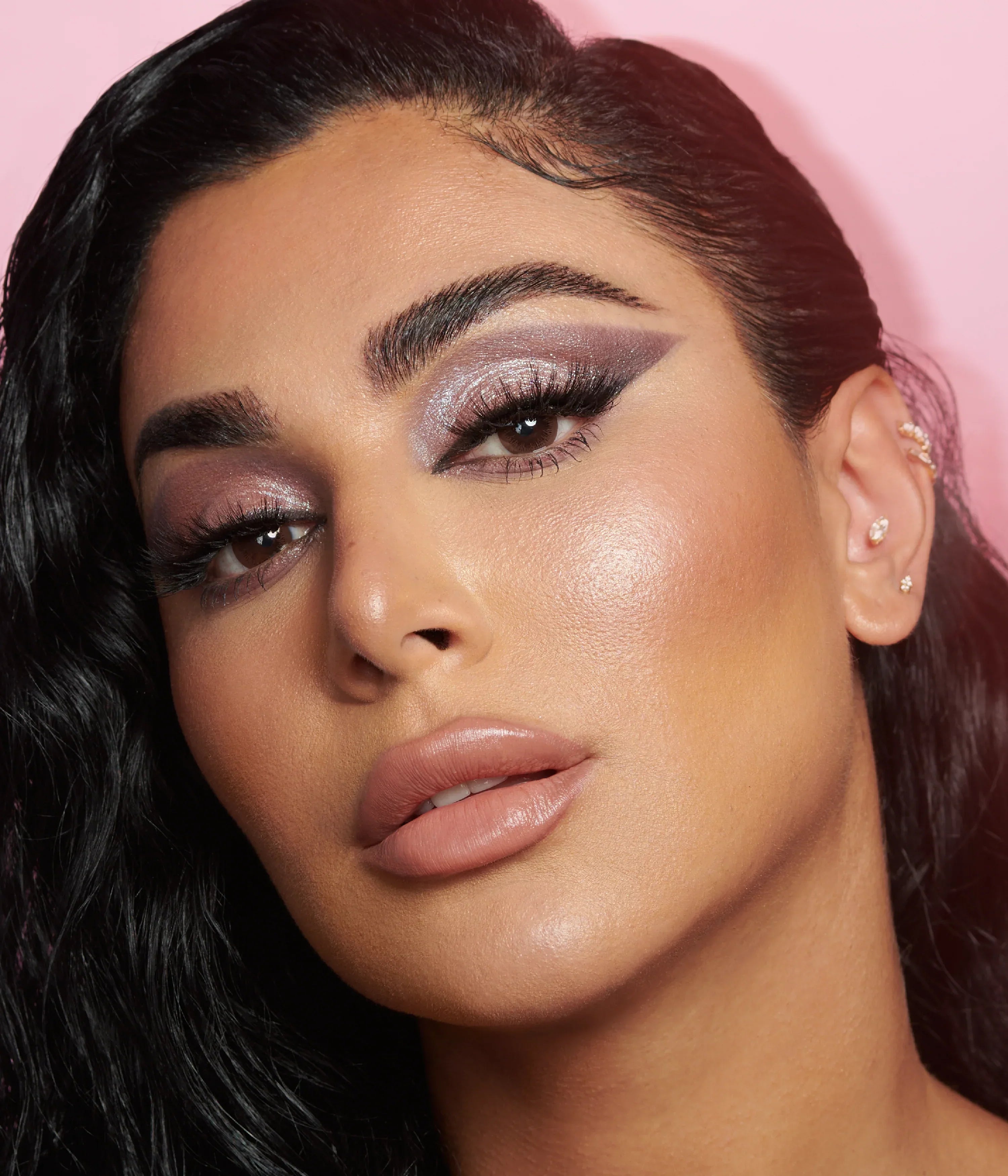 huda-beauty-rose-quartz-eyeshadow-palette image 2
