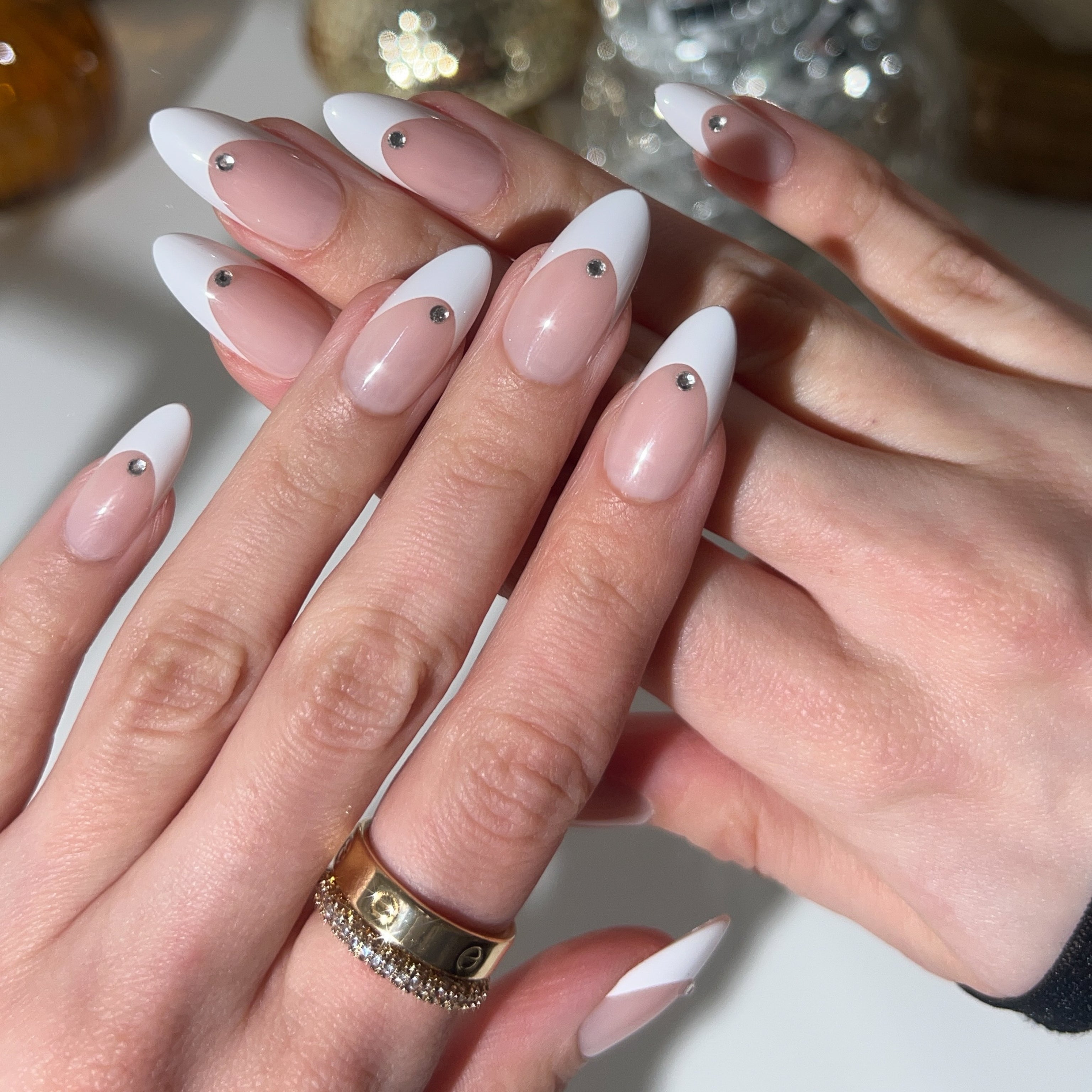 paintlab-festival-press-on-nails-with-bold-design-for-music-festivals-events image 4