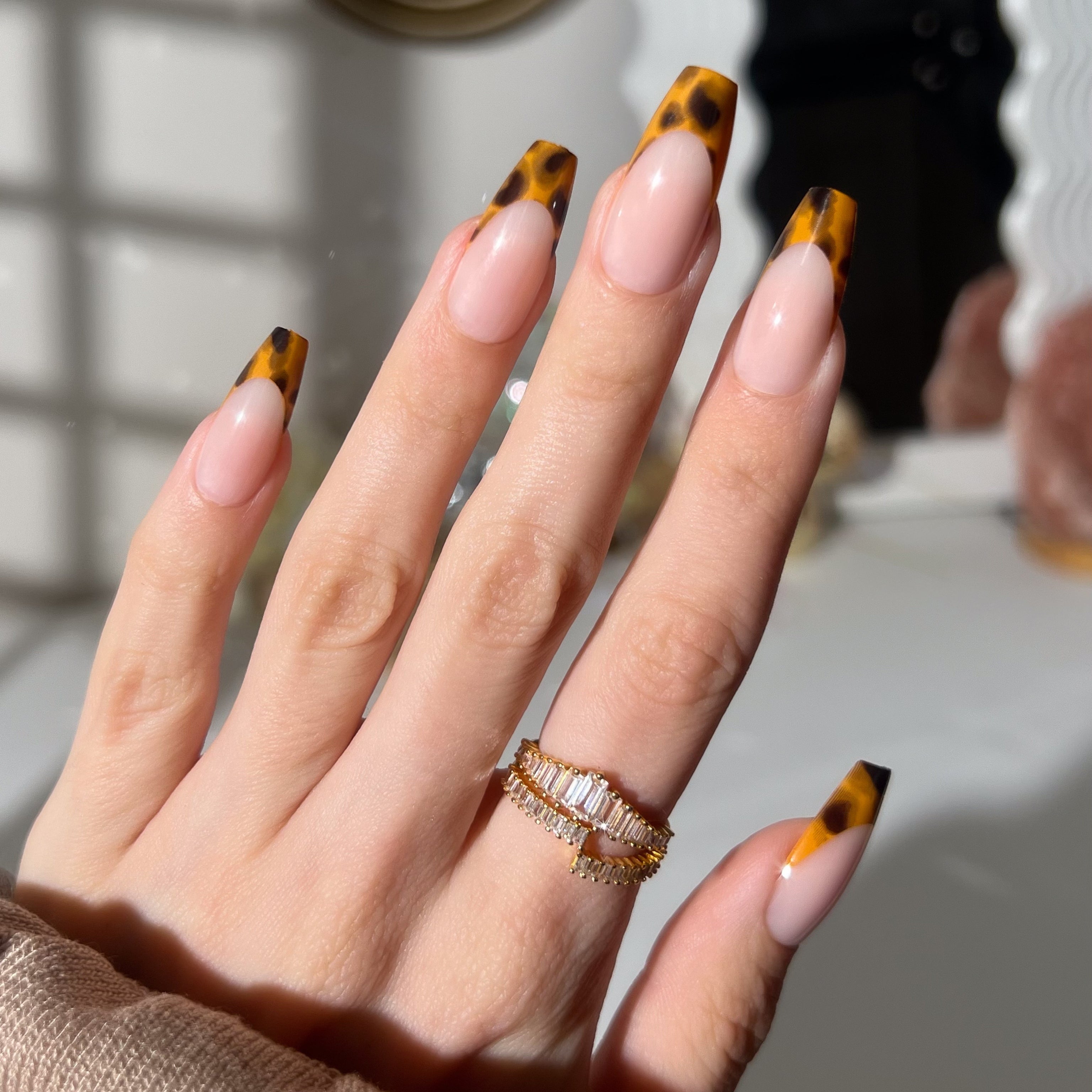 paintlab-festival-press-on-nails-with-bold-design-for-music-festivals-events image 5