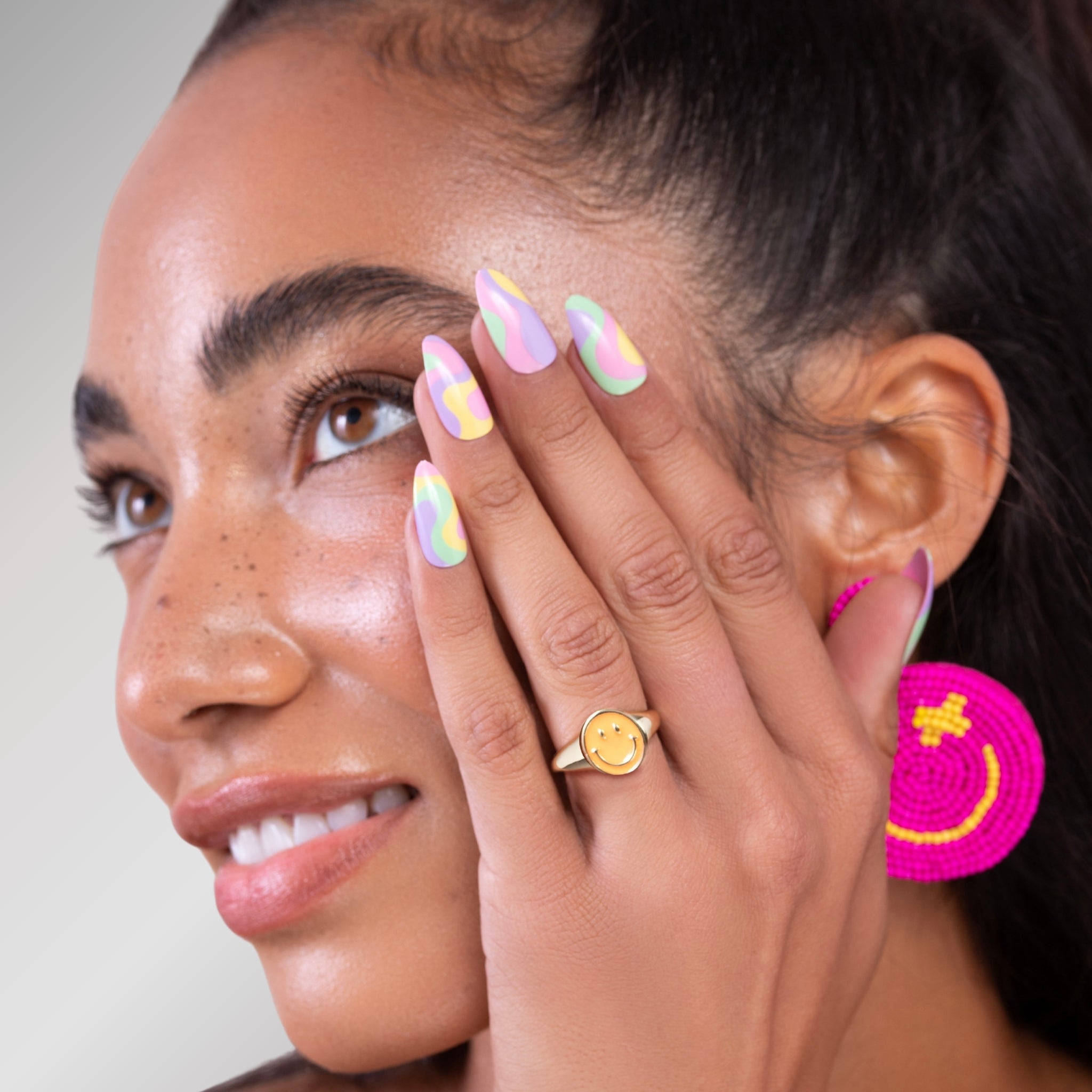 paintlab-swirly-tye-dye-almond-press-on-nails-psychedelic-art-nails image 5