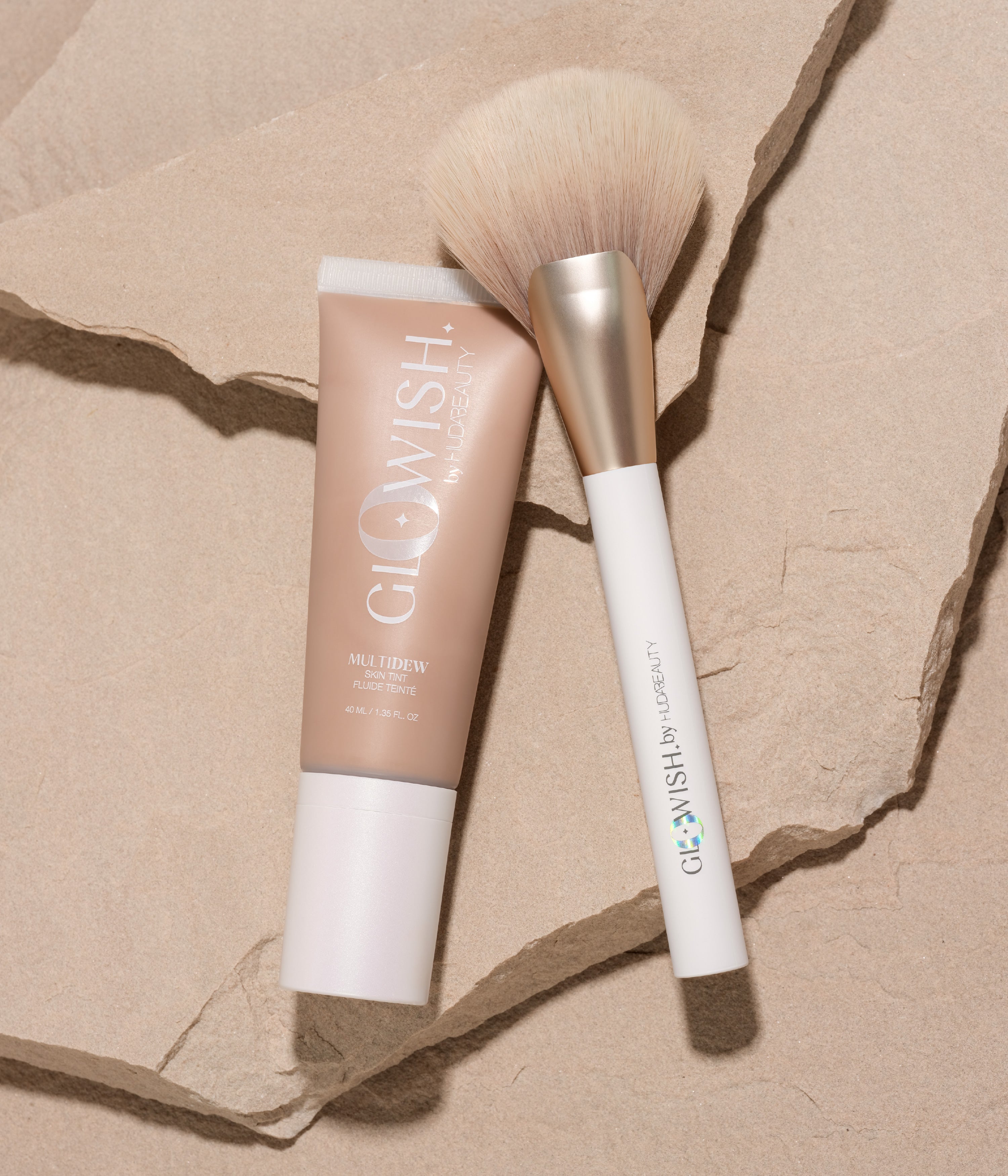huda-beauty-glowish-airbrush-finish-skin-tint-brush image 3