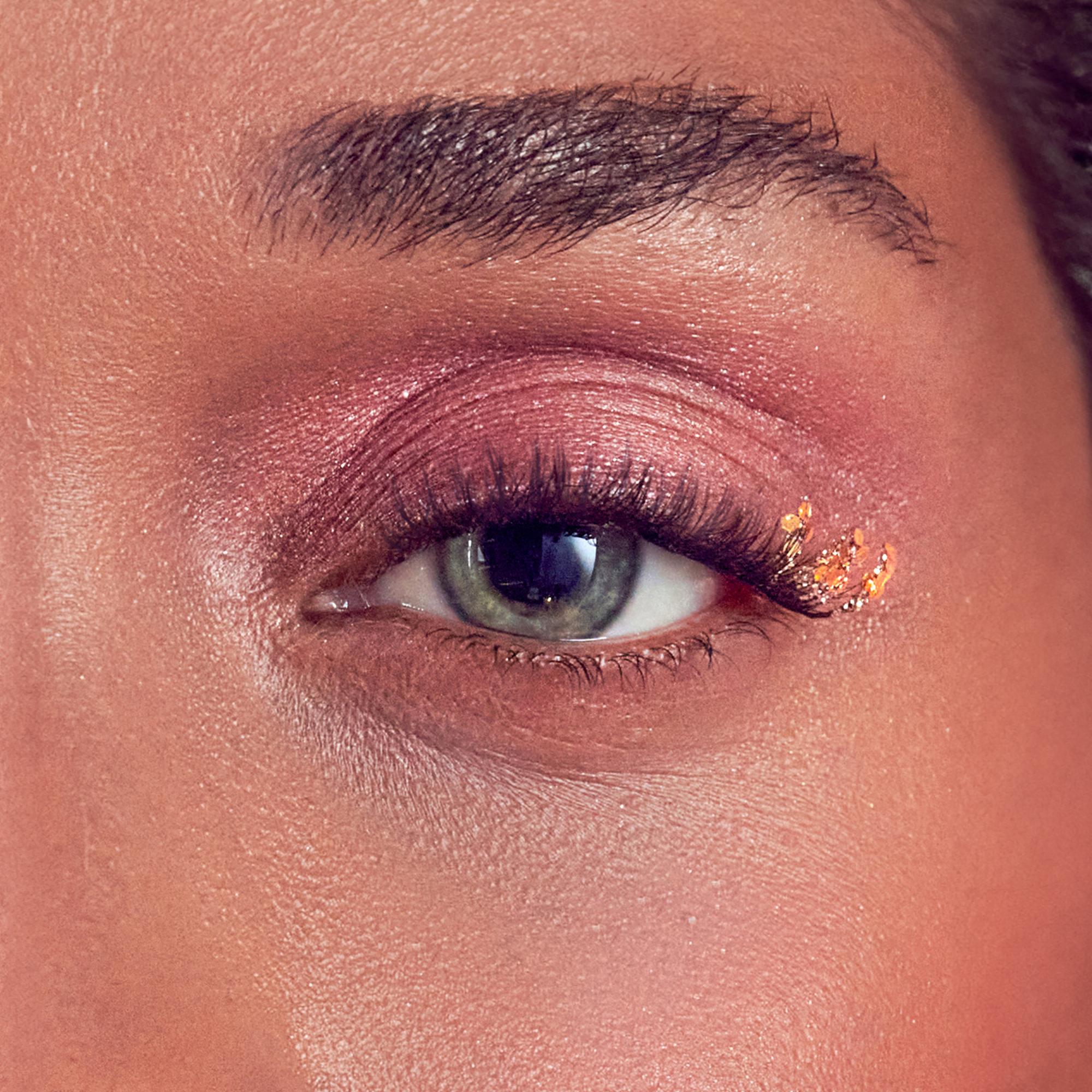 impress-wicked-x-impress-magic-unleashed-no-glue-lash-clusters-12-count-8mm-10mm image 3
