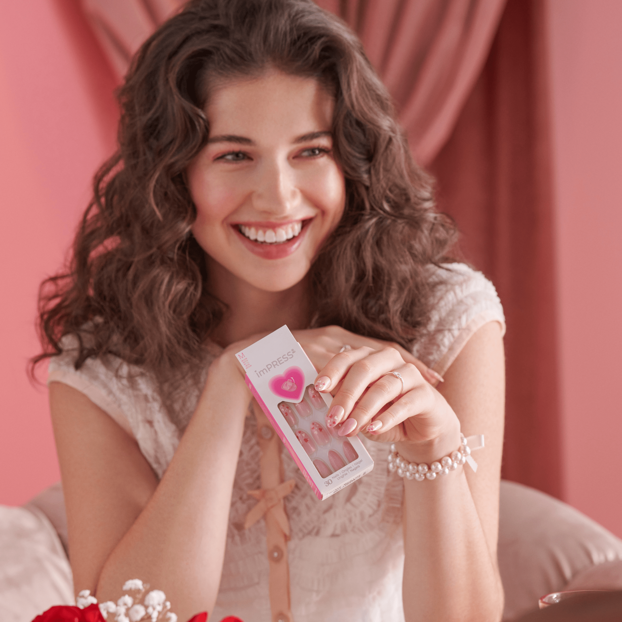 impress-much-love-no-glue-press-on-nails-pink-almond-medium-valentine-s-day-mani image 3