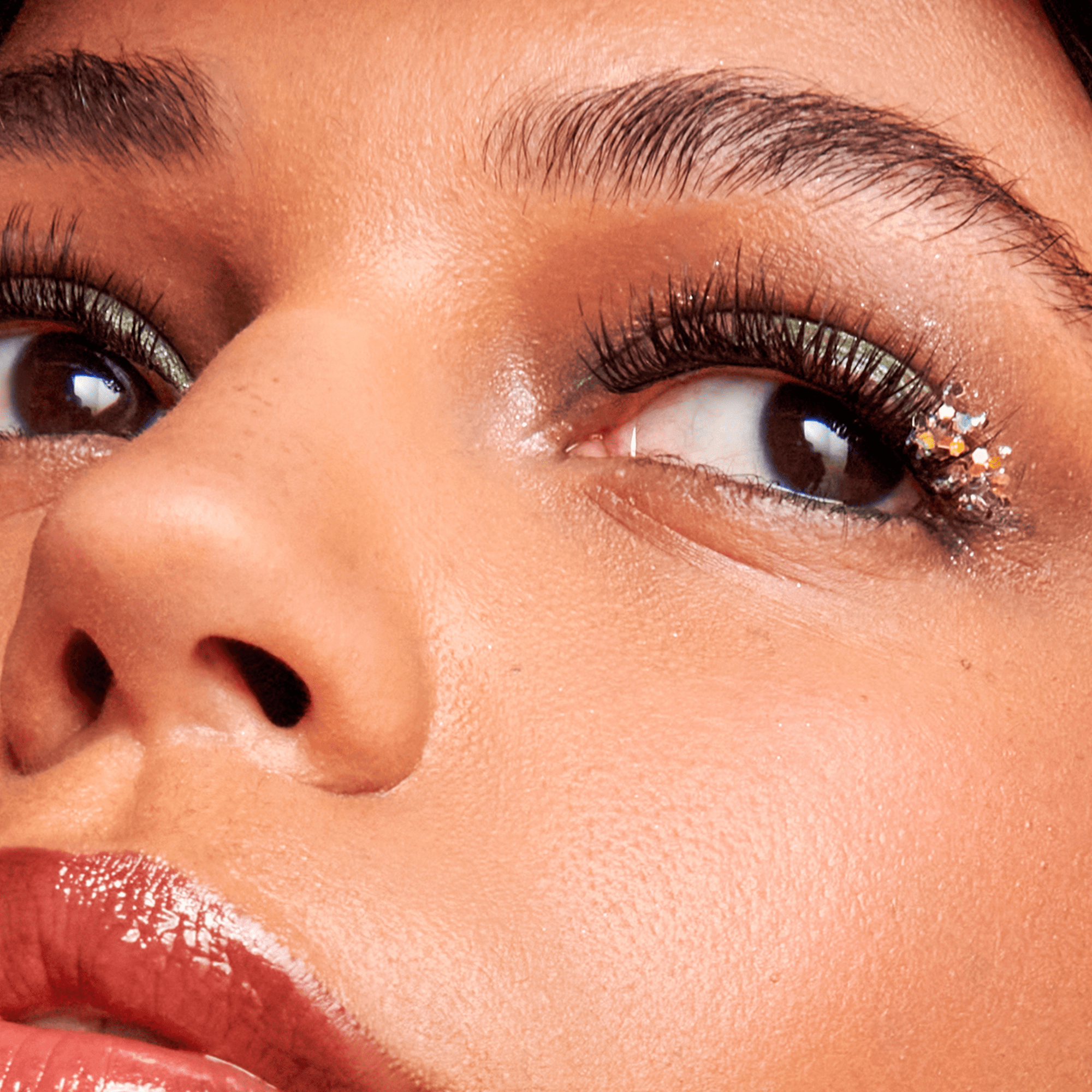 impress-x-wicked-for-good-tap-to-bubble-12-lash-clusters-8mm-10mm image 3