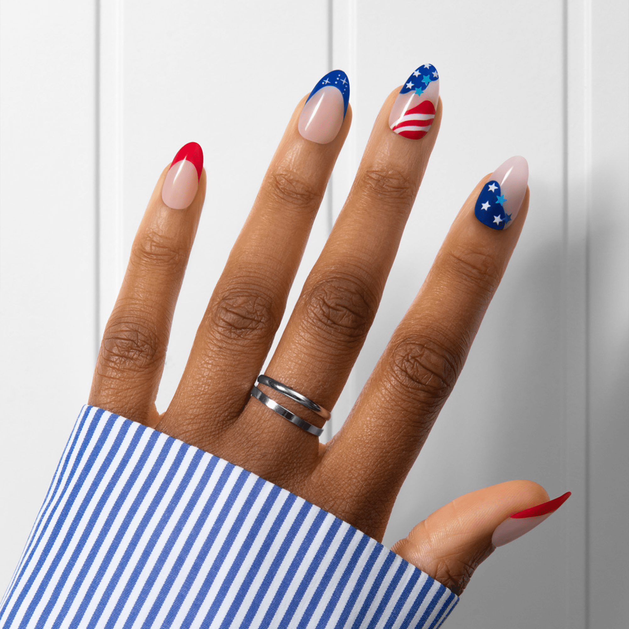 impress-forever-fling-no-glue-press-on-nails-french-design-multicolor-medium-alm image 3